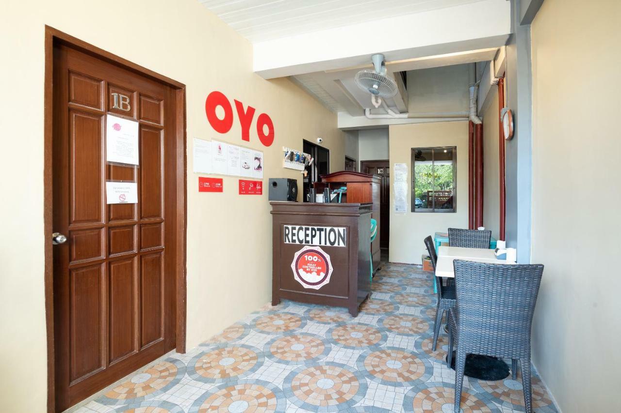 Oyo 164 Antoine'S Despacito Hotel Paranaque City Exterior photo